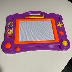 FREE magnetic Drawing Board for Kids